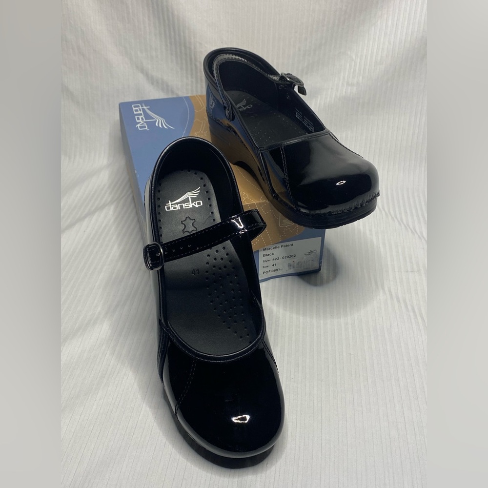 Dansko Mary Janes! NEVER WORN!